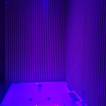 Luxury Glory Tower 4*