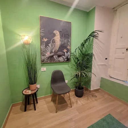 Luxury Glory Tower 4* Neapel