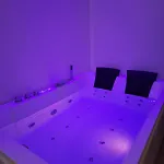 Luxury Glory Tower Maison d'hôtes 4*