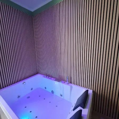 Gæstehus Luxury Glory Tower 4*