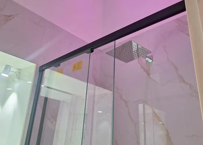 Luxury Glory Tower 4* Napoli