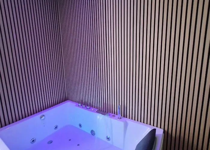 Pensionat Luxury Glory Tower 4*