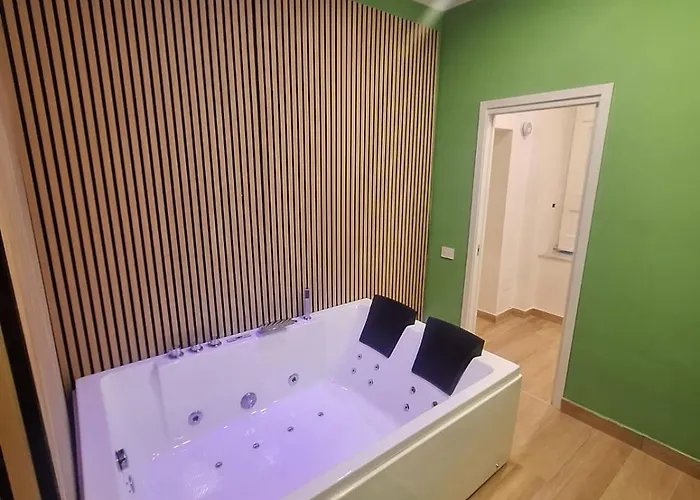 Luxury Glory Tower 4*