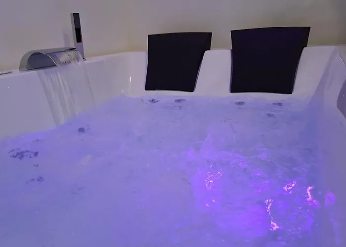 Luxury Glory Tower 4*