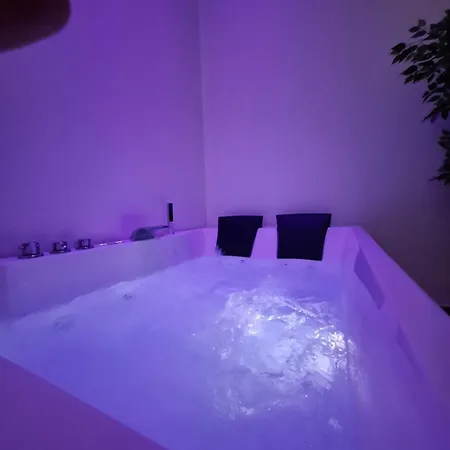 Luxury Glory Tower נאפולי