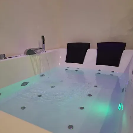 Casa de hóspedes Luxury Glory Tower Nápoles