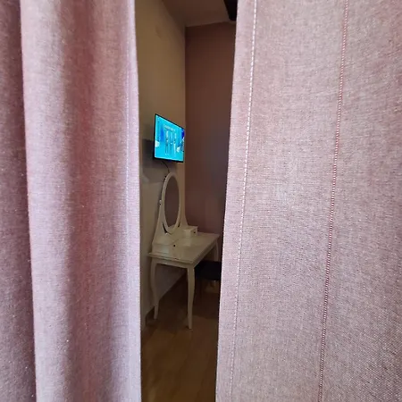 בית הארחה Luxury Glory Tower