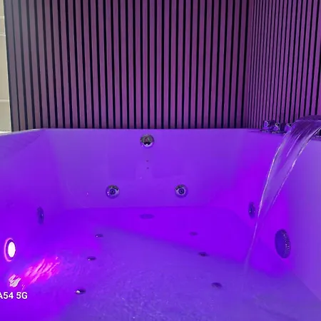 Luxury Glory Tower Casa de hóspedes 4*