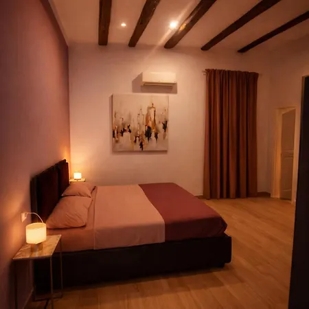 Luxury Glory Tower 4* Napoli