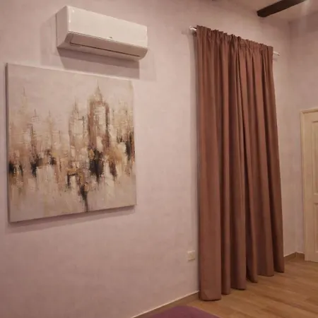 Luxury Glory Tower 4* Napoli