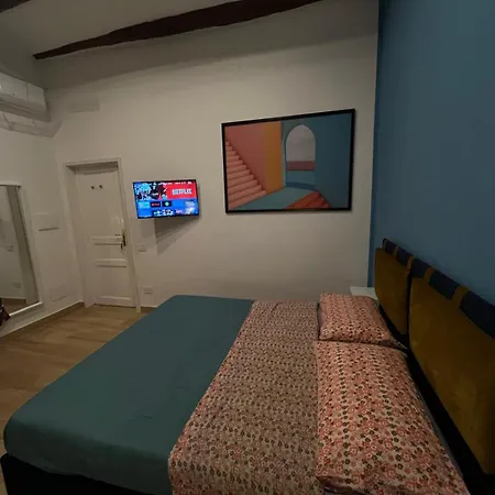 Luxury Glory Tower 那不勒斯