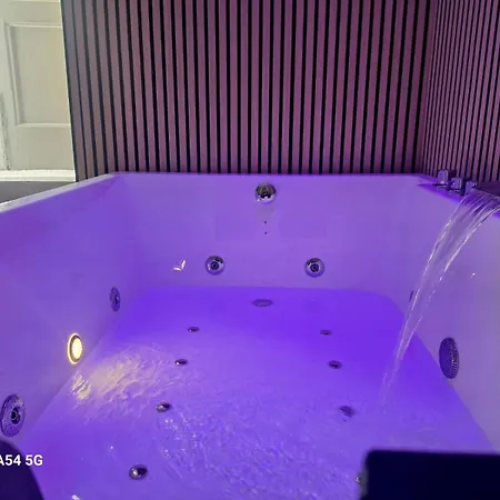 招待所 Luxury Glory Tower 那不勒斯