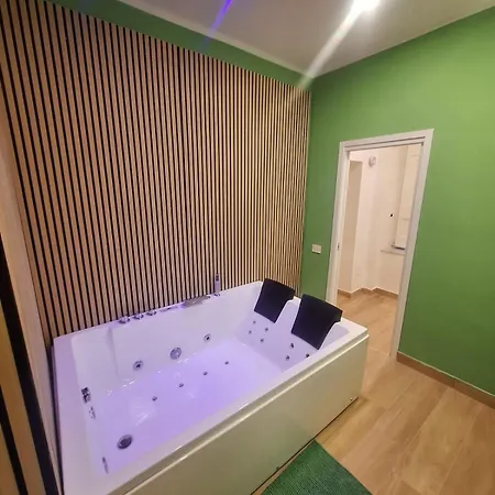 Luxury Glory Tower 4*