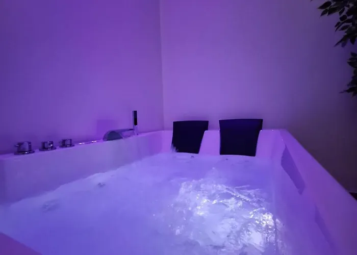 Luxury Glory Tower Naples