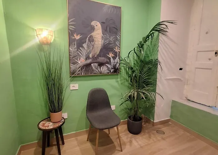 Luxury Glory Tower 4* Naples